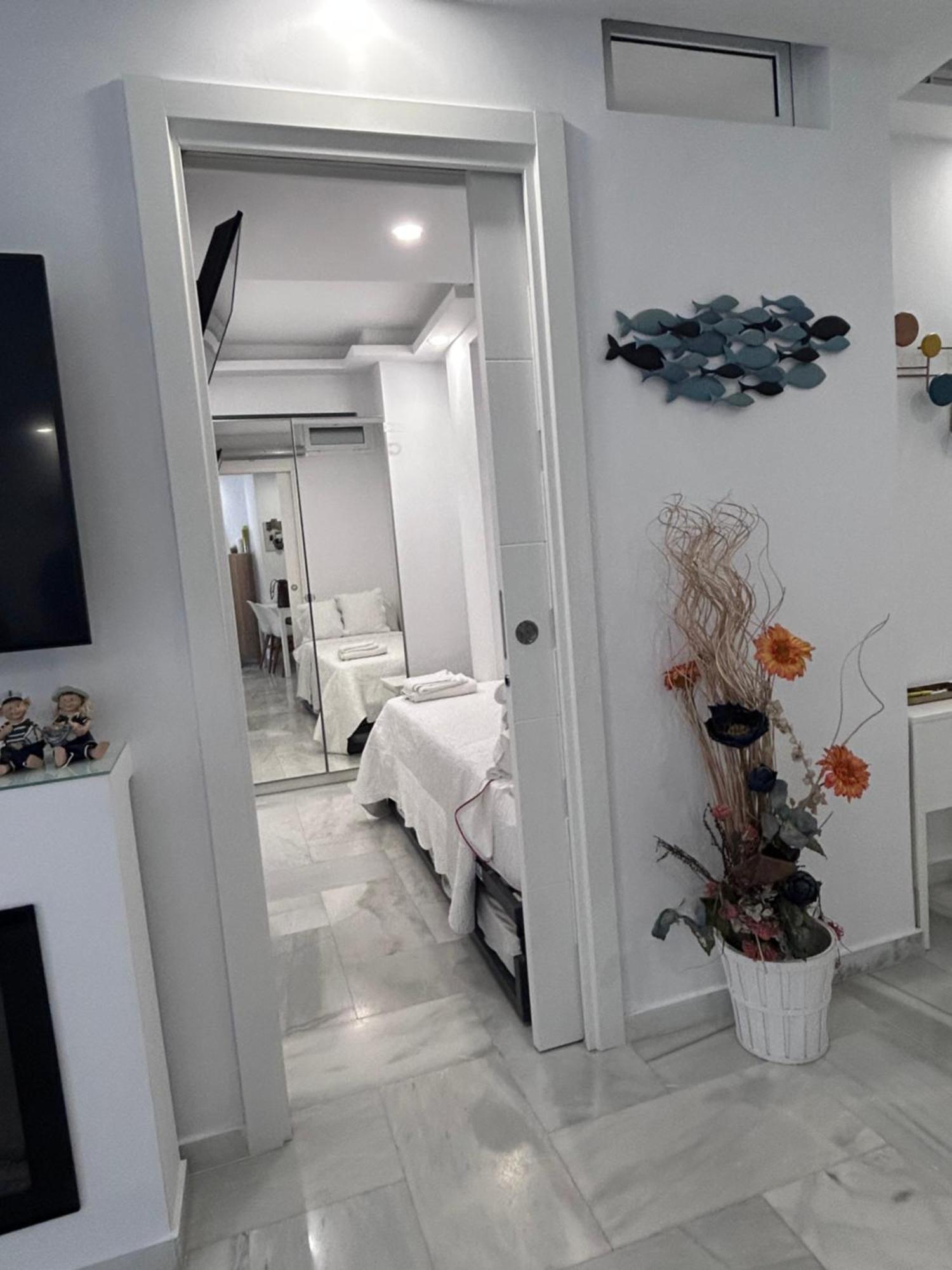 בנאלמדנה Sweet Home In Puerto Marina מראה חיצוני תמונה