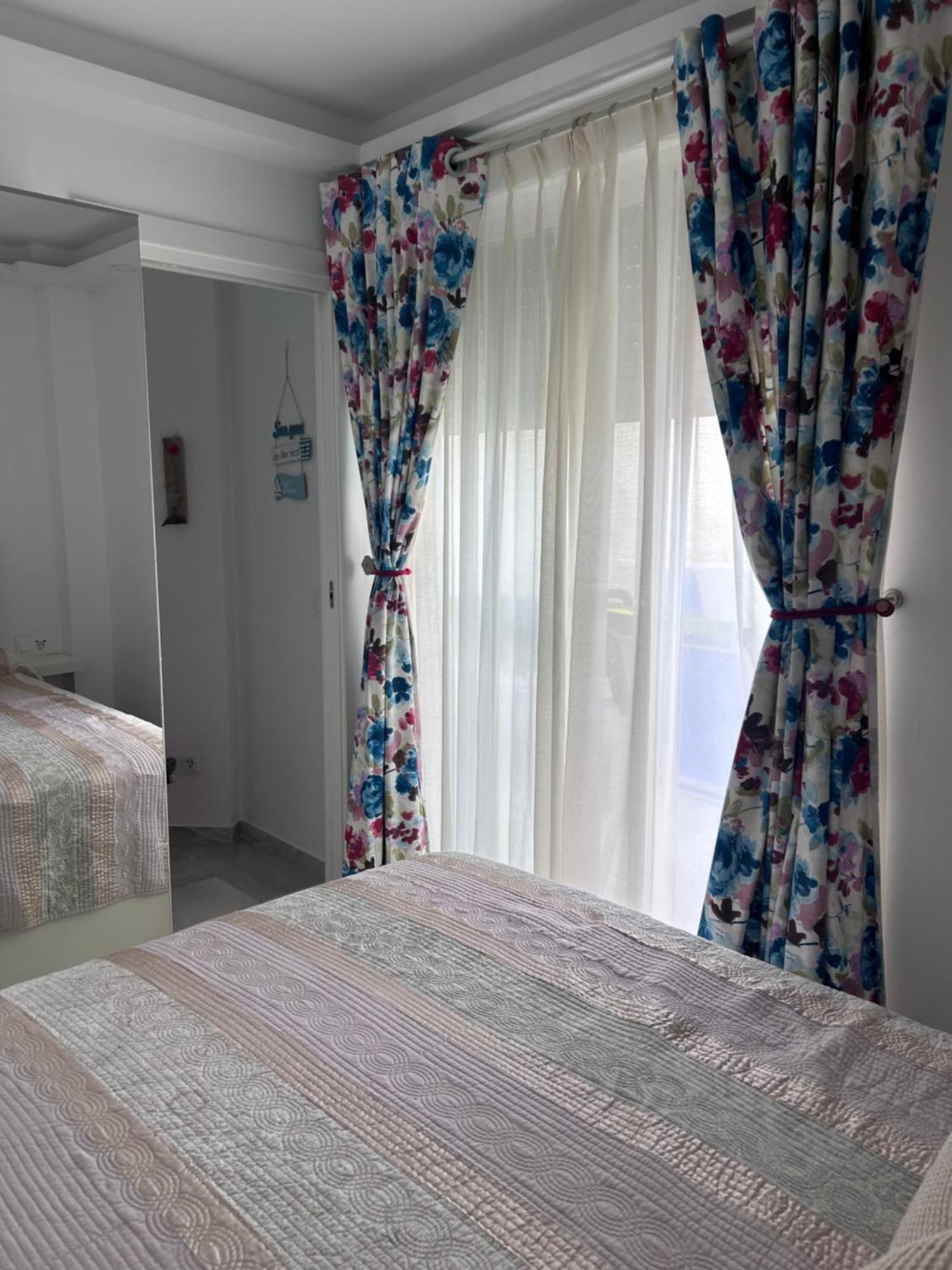 בנאלמדנה Sweet Home In Puerto Marina מראה חיצוני תמונה